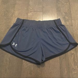 Gray under armour athletic shorts